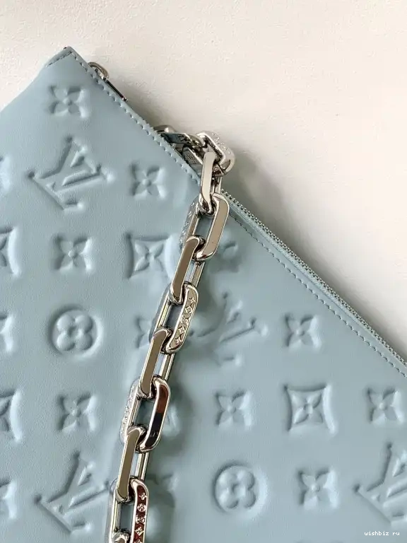 WIS PM-26*20*12cm COUSSIN VUITTON LOUIS 0530